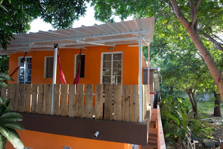 Guest House Chez Jacques Tamarin Exterior foto