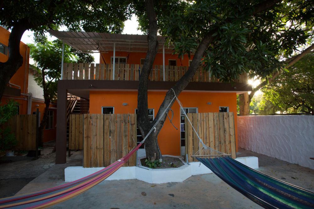 Guest House Chez Jacques Tamarin Exterior foto